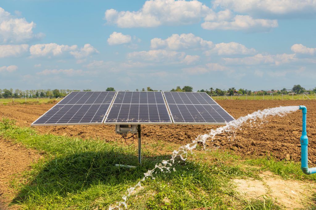 Irrigação rural com energia solar: solução para o agronegócio